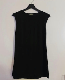 Sleeveless Basic